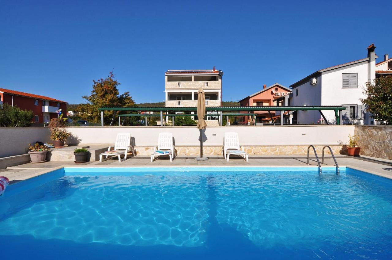 Apartment Tony With Private Pool Sukošan Extérieur photo